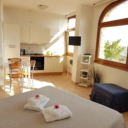 Home Suite Home Cavaion Veronese Exterior foto