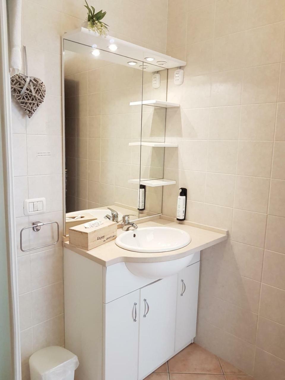 Home Suite Home * Cavaion Veronese